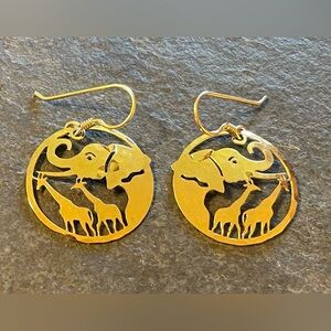 Vintage Wild Bryde Gold Filigree Saharan Dangle Drop Hook Earrings 25mm